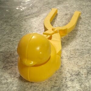 Yellow Duck Shaped Snowball Maker